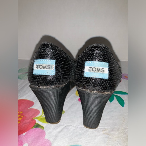 Toms Black Sequined Wedges - Picture 6 of 8